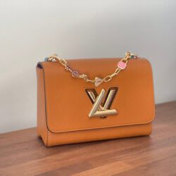 Bolso Twist MM LOUIS VUITTON