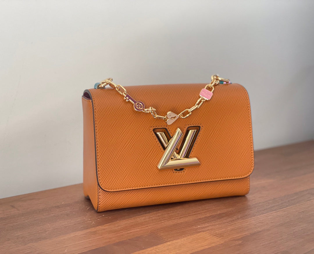 Bolso Twist MM LOUIS VUITTON