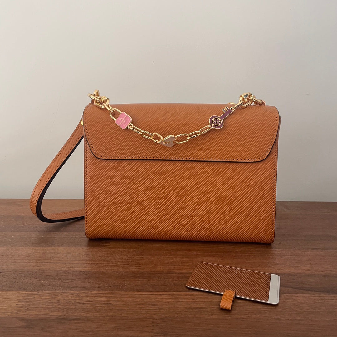 Bolso Twist MM LOUIS VUITTON - Imagen 4