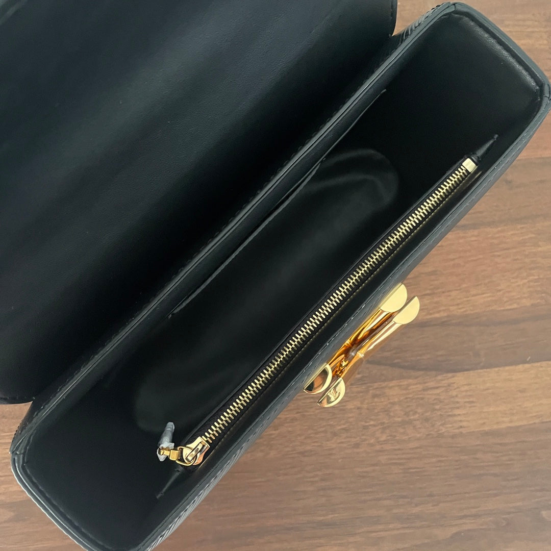Bolso Twist MM LOUIS VUITTON - Imagen 6