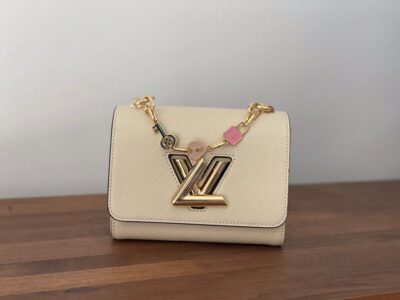 Bolso Twist MM LOUIS VUITTON