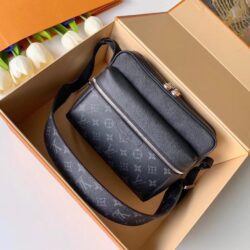 Bolso Messenger Outdoor LOUIS VUITTON