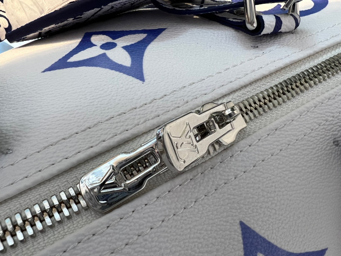 Bolso Keepall 50 con bandolera LOUIS VUITTON - Imagen 9