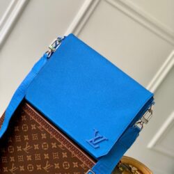 Cartera Fastline con bandolera Louis Vuitton