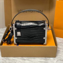 Nicolas Ghesquière Louis Vuitton