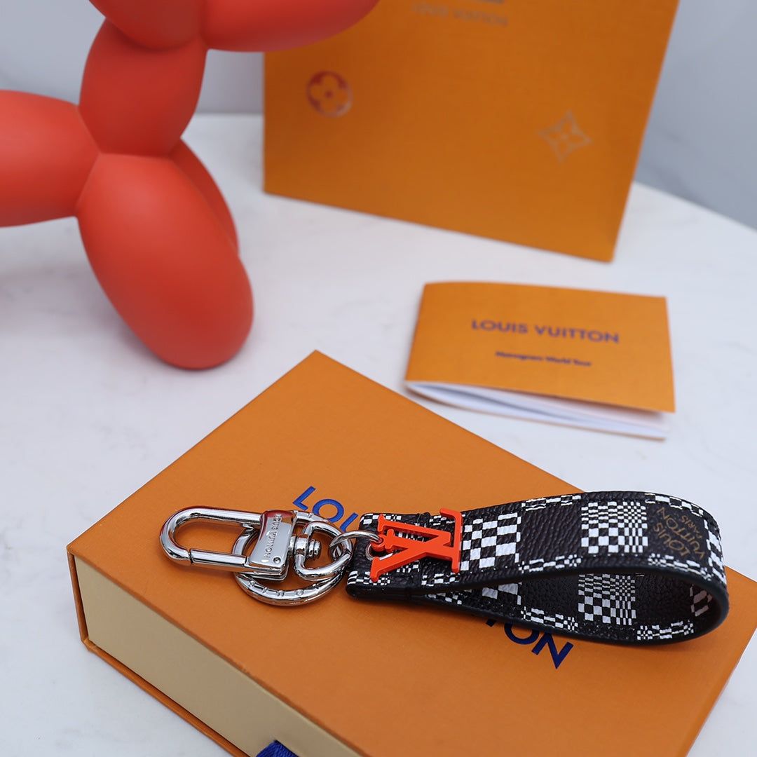 Colgante y llavero Louis Vuitton - Imagen 3