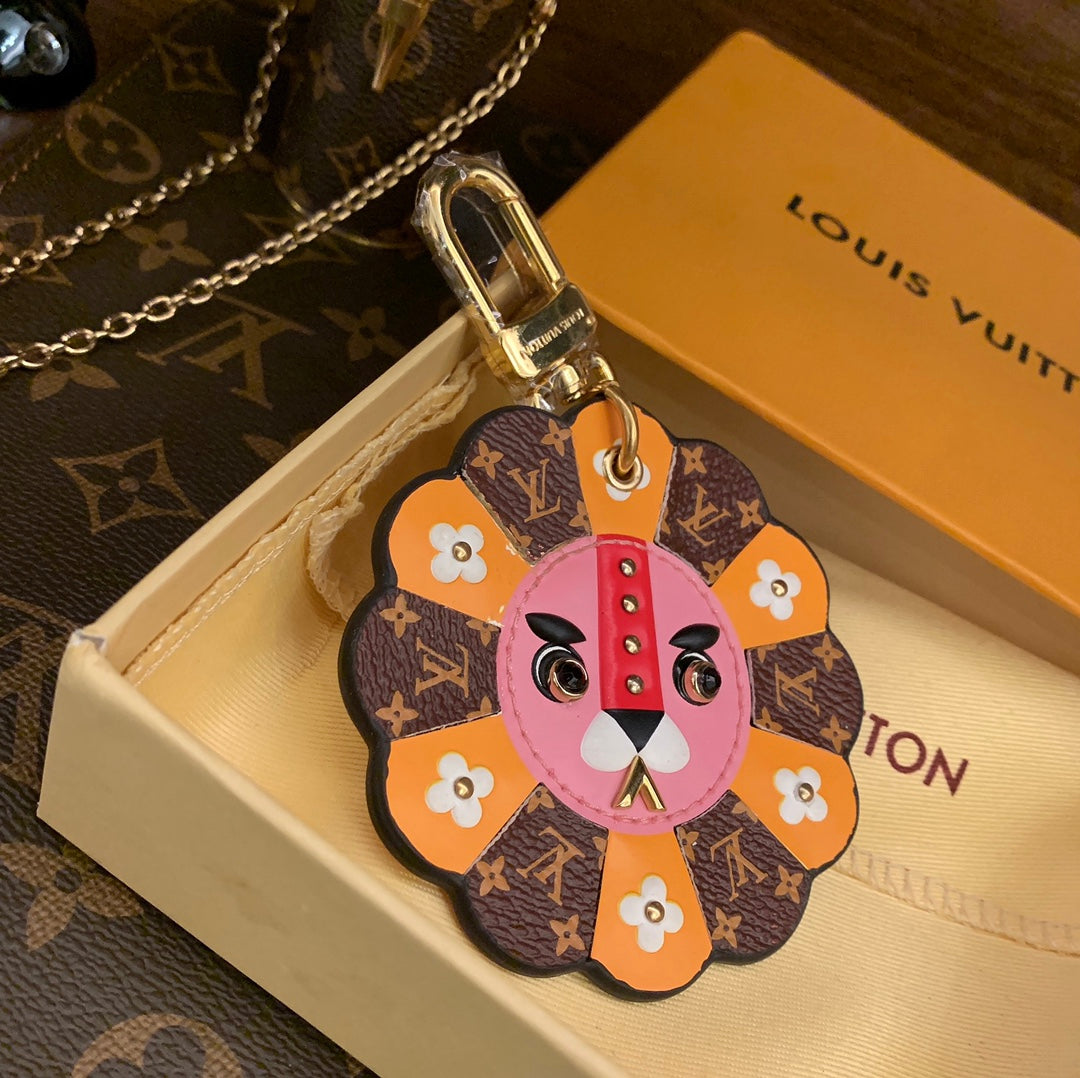 Colgante y llavero lion Louis Vuitton - Imagen 2