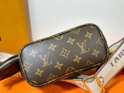 BOLSO NEVERFULL BB Louis Vuitton - Imagen 6