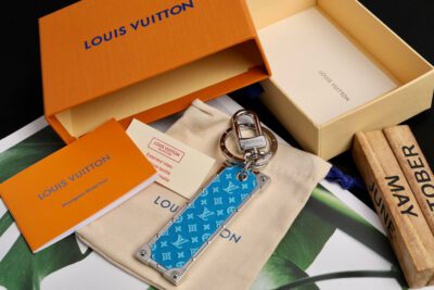 Colgante y llavero Louis Vuitton - Imagen 2