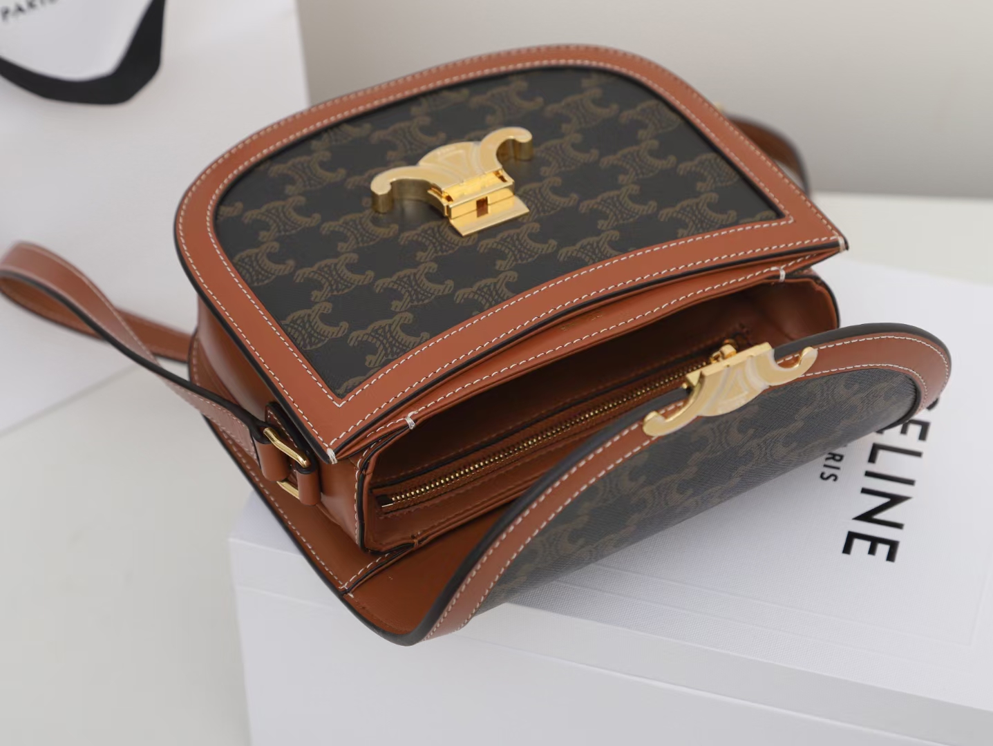 Bolso Besace Pequeño Celine - Imagen 6