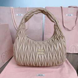 Bolso hobo Matelassé Wander Miu Miu