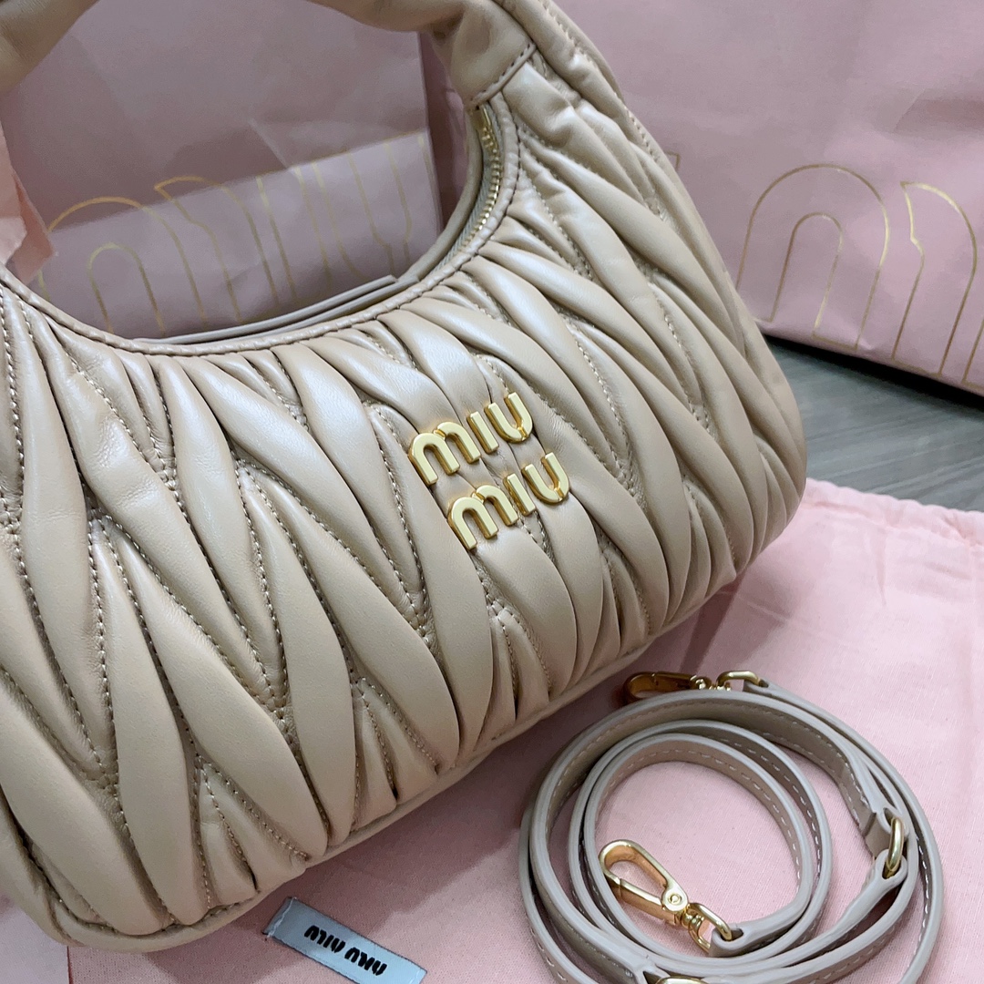 Bolso hobo Wander Miu Miu - Imagen 2