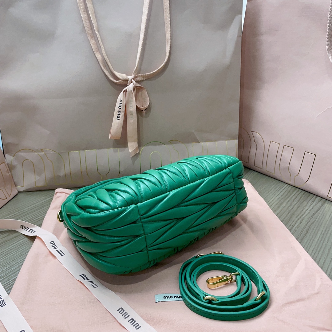 Bolso hobo Wander Miu Miu - Imagen 4