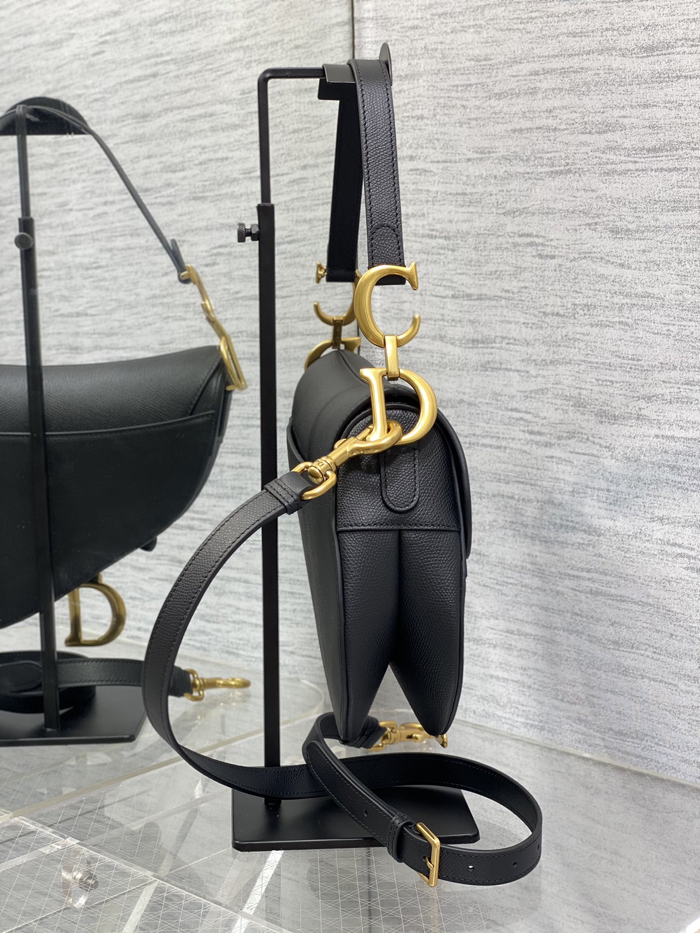 Bolso Saddle con bandolera Dior - Imagen 2