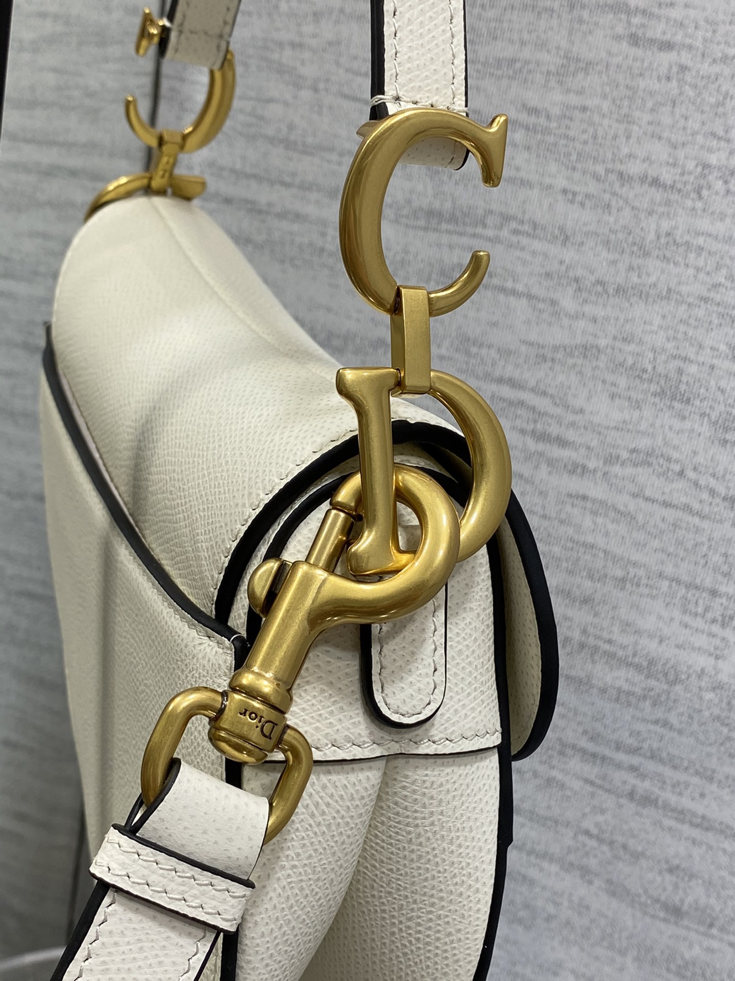 Bolso mini Saddle con bandolera Dior - Imagen 5