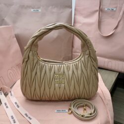 Bolso hobo Matelassé Wander Miu Miu