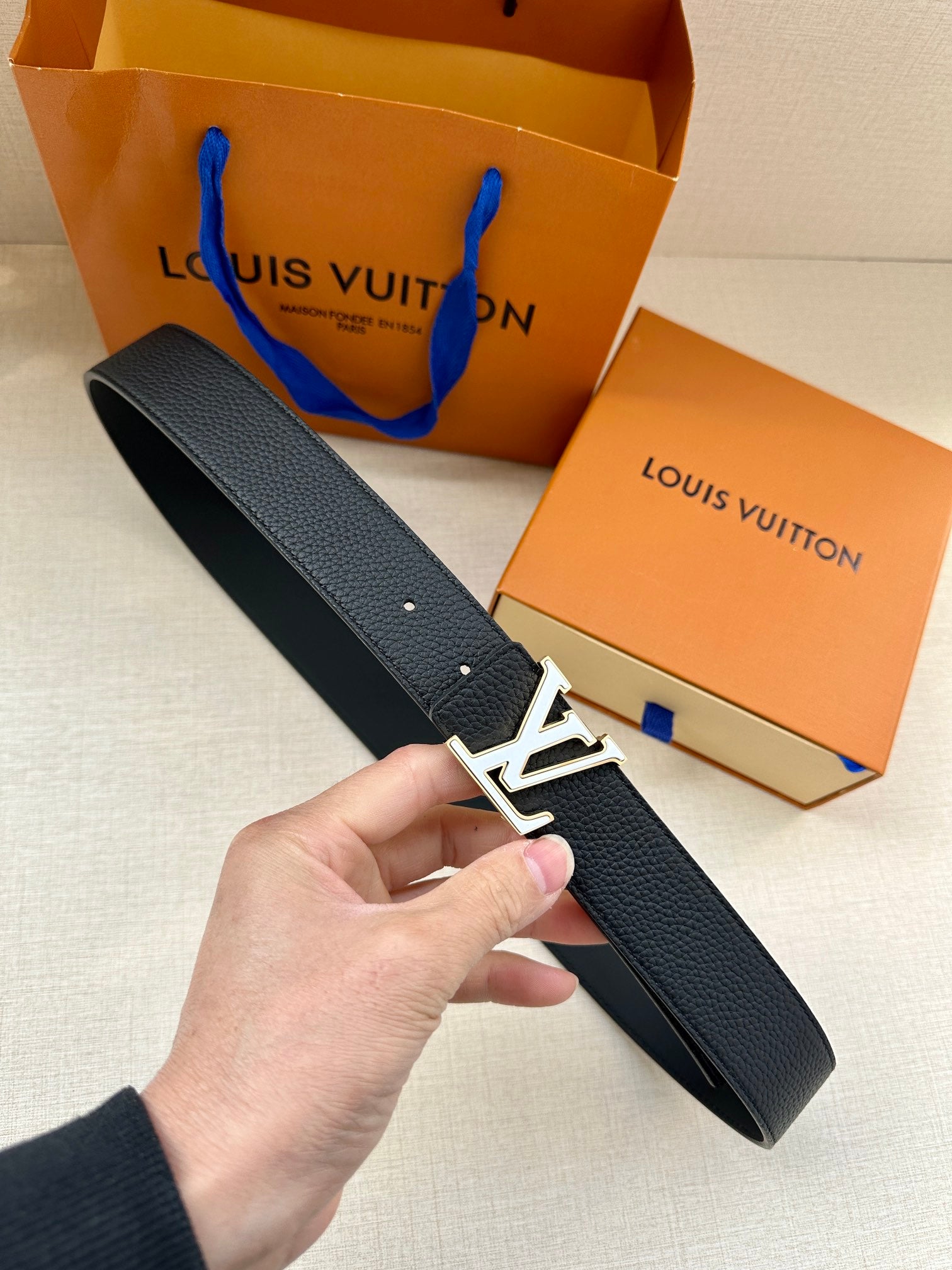 Cinturón LV Initiales LOUIS VUITTON - Imagen 4