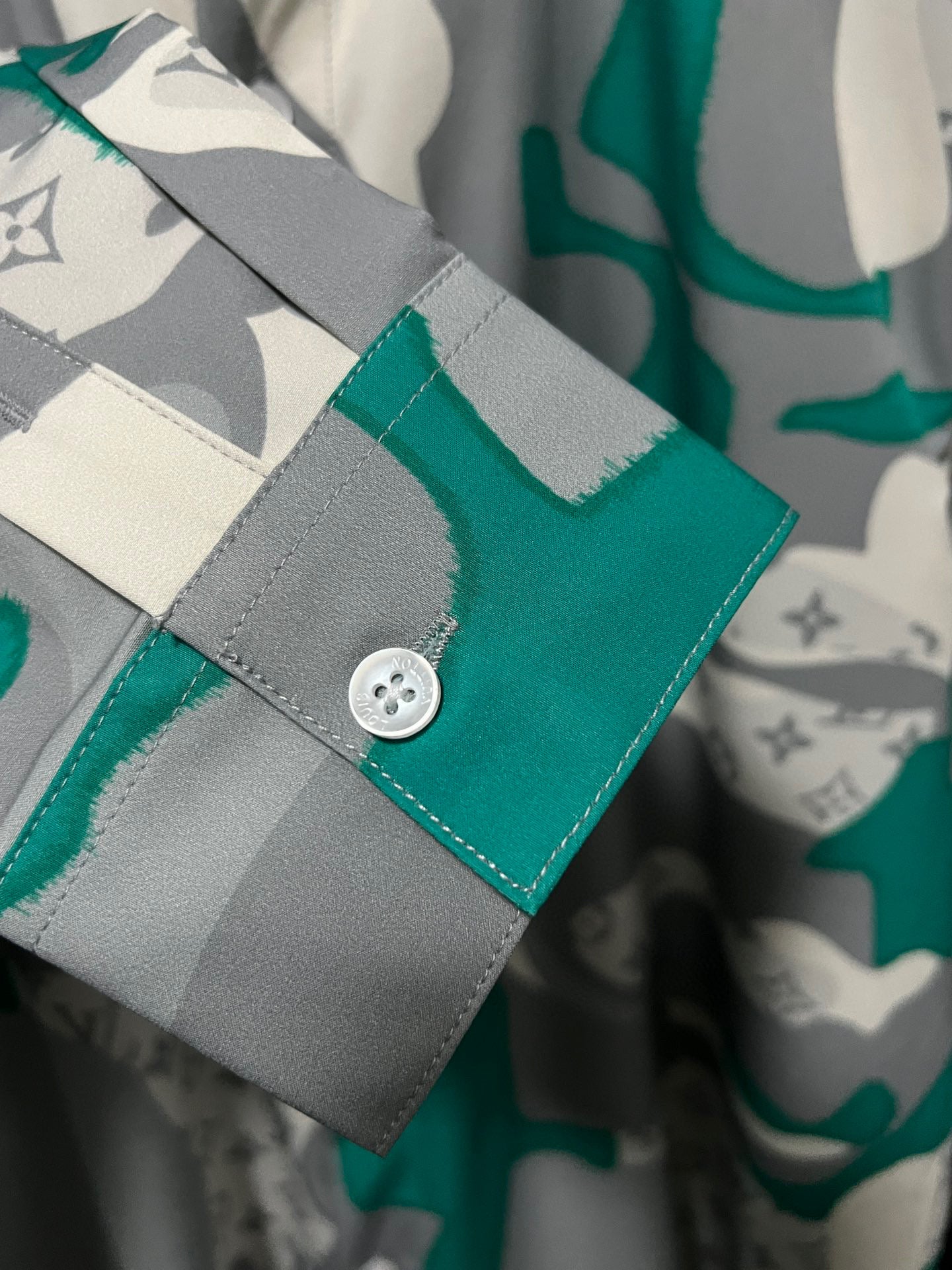 Camisa manga larga Louis Vuitton - Imagen 8