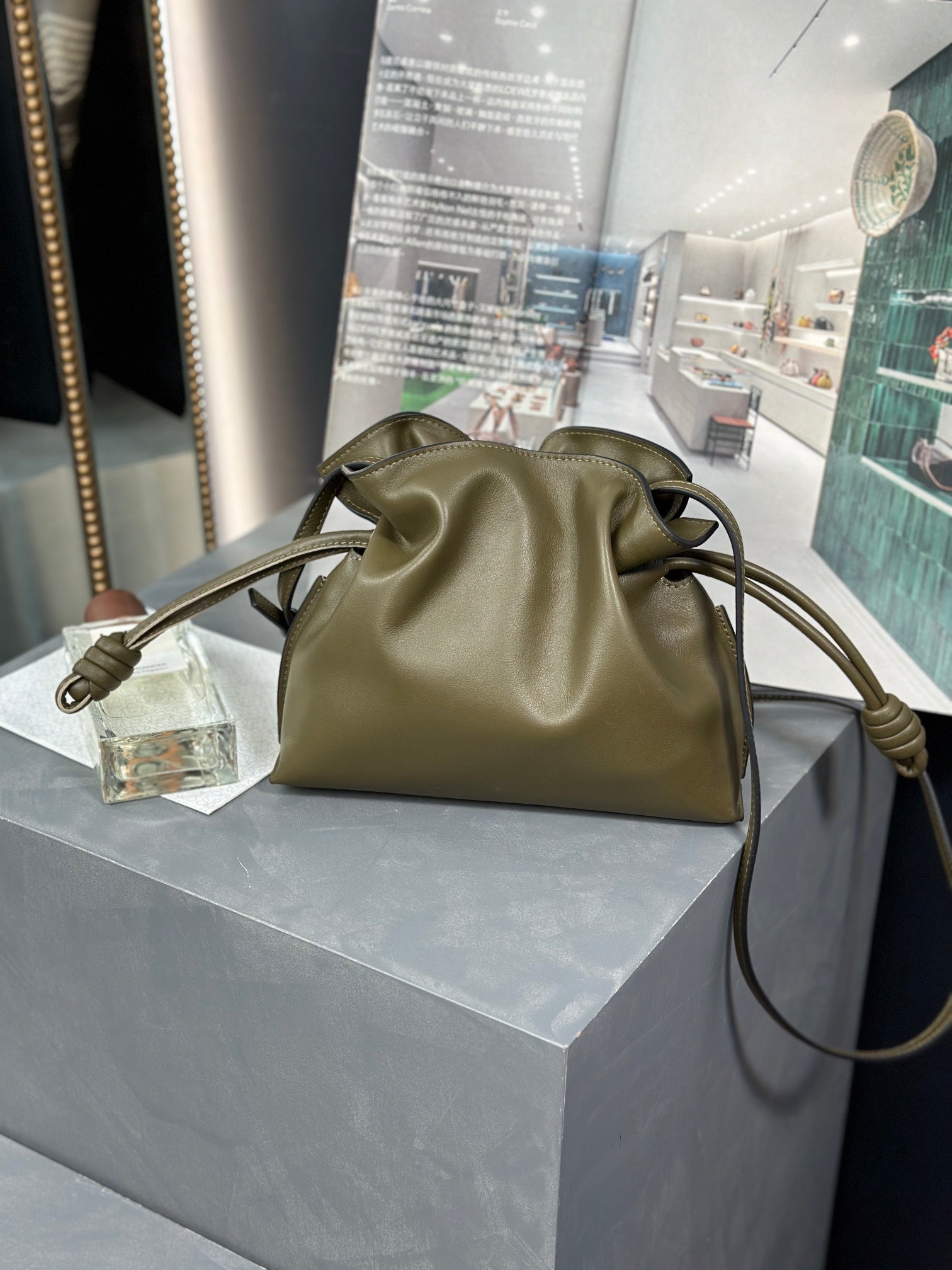 Bolso Flamenco Clutch mini LOEWE - Imagen 4