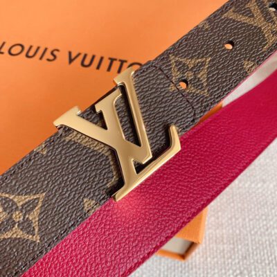 Cinturón reversible LV Initials LOUIS VUITTON - Imagen 2