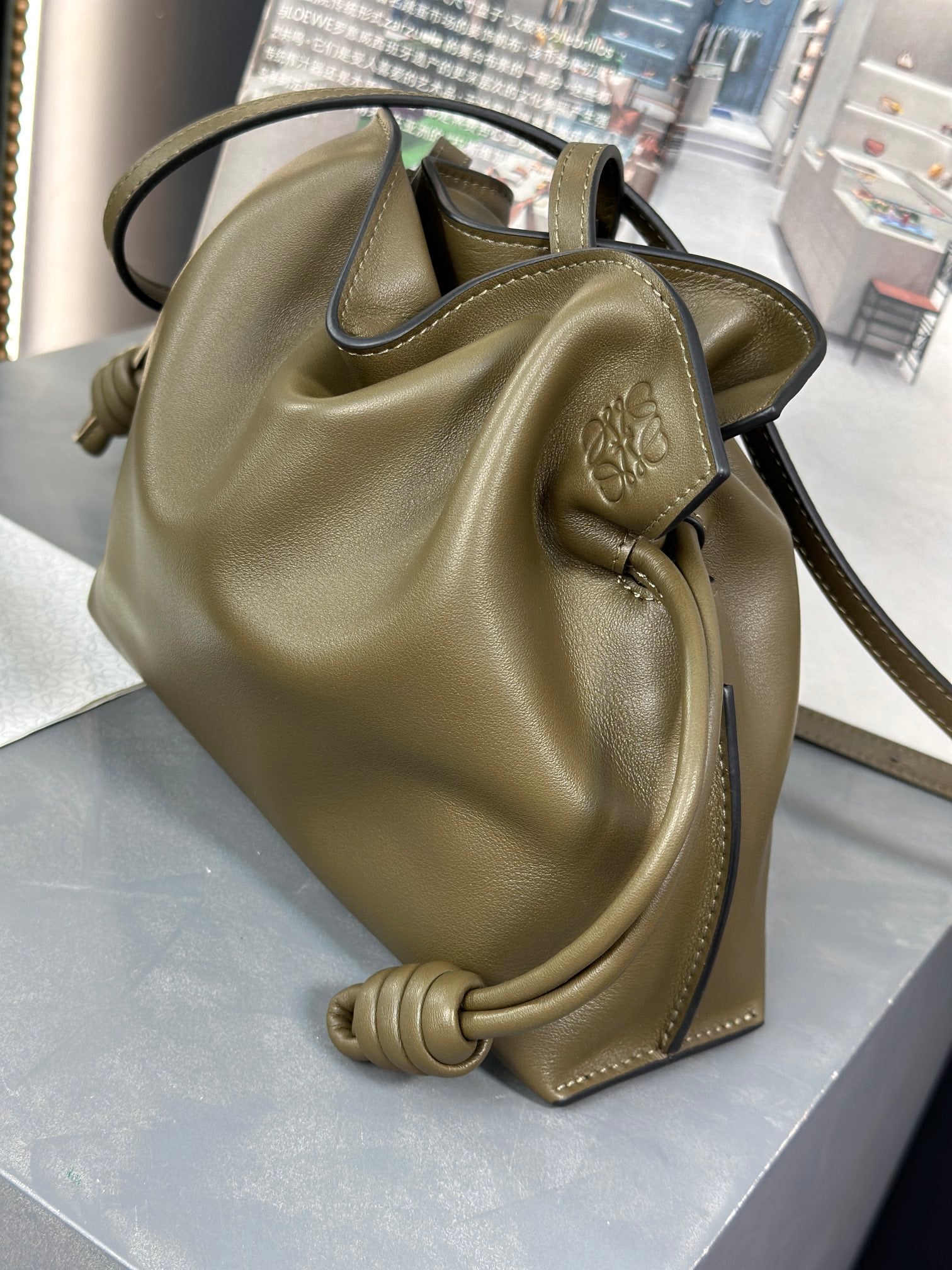 Bolso Flamenco Clutch mini LOEWE - Imagen 3