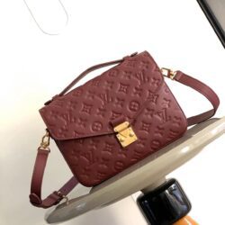 Bolso Pochette Metis Louis Vuitton