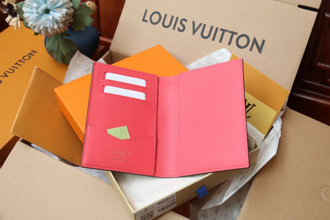 Funda de pasaporte Louis Vuitton - Imagen 8
