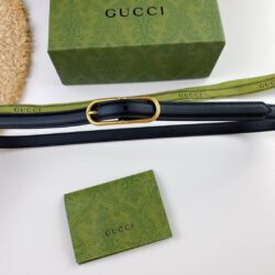 Cinturón fino GUCCI