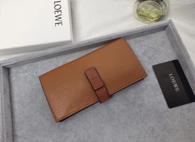 Cartera Vertical LOEWE