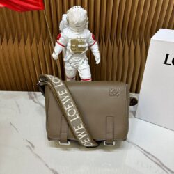 Bolso Military Messenger LOEWE