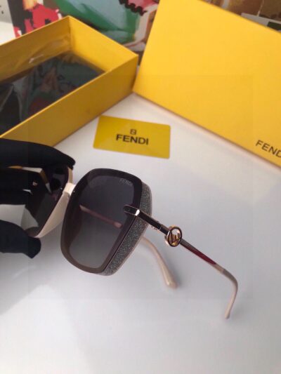 Gafas de sol cuadradas FENDI - Imagen 2