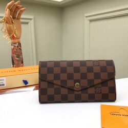 CARTERA SARAH Louis Vuitton