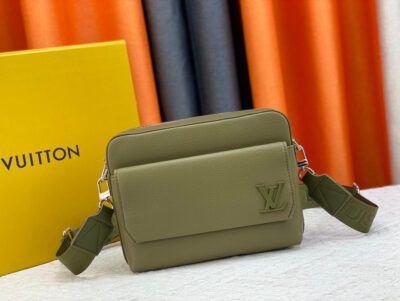 Cartera Fastline con bandolera Louis Vuitton