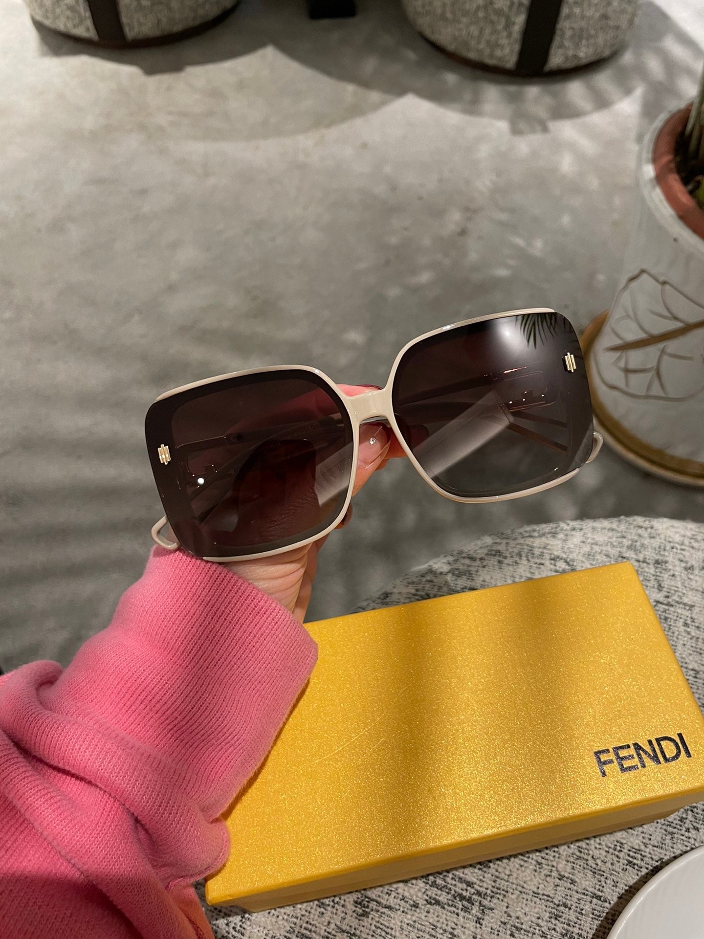 Gafas de sol cuadradas FENDI