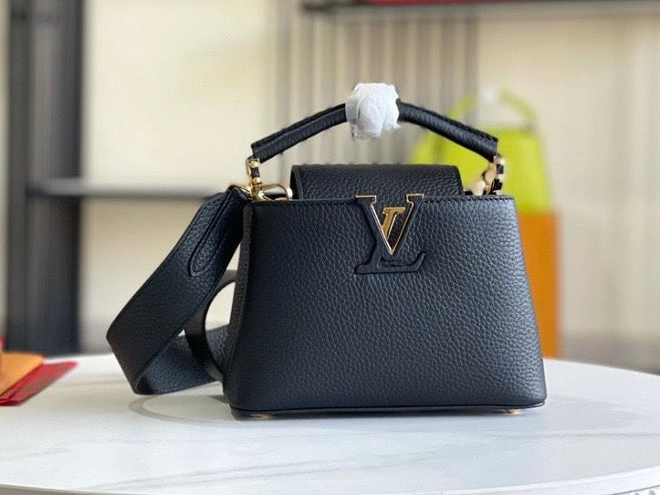 BOLSO CAPUCINES MINI Louis Vuitton
