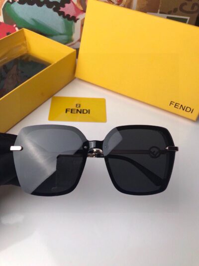 Gafas de sol cuadradas FENDI