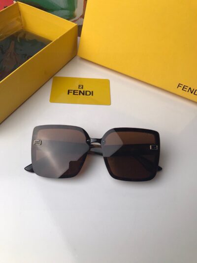 Gafas de sol cuadradas FENDI