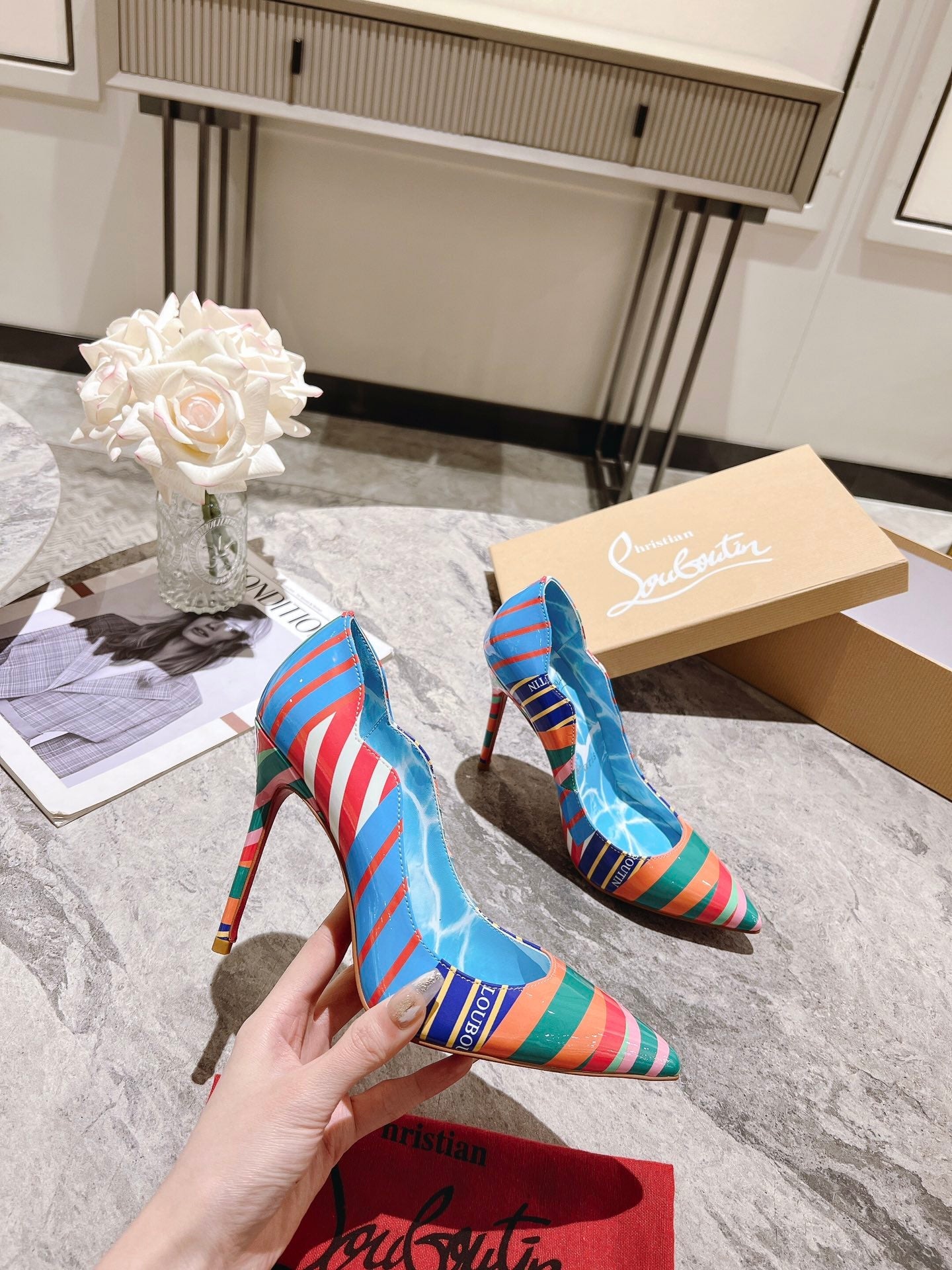 Hot Chick CHRISTIAN LOUBOUTIN - Imagen 4