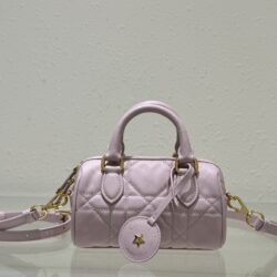 Bolso nano Dior Groove 17