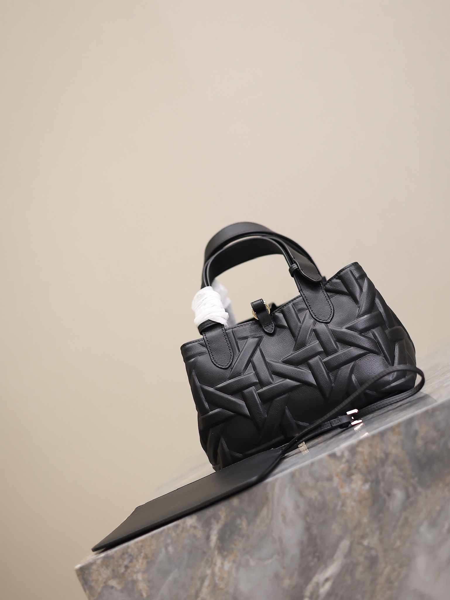 Bolso pequeño Dior Toujours - Imagen 6