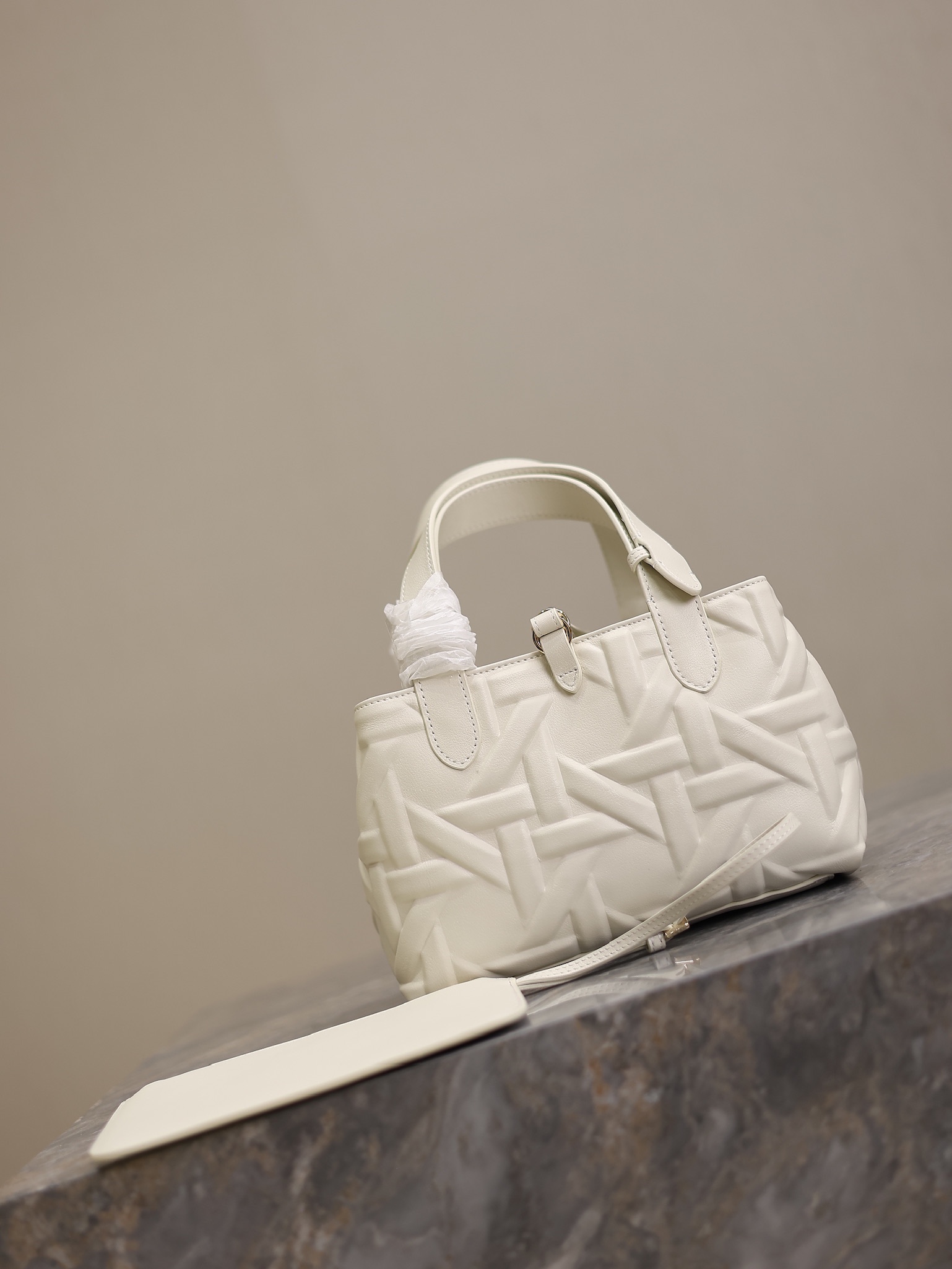 Bolso pequeño Dior Toujours - Imagen 7
