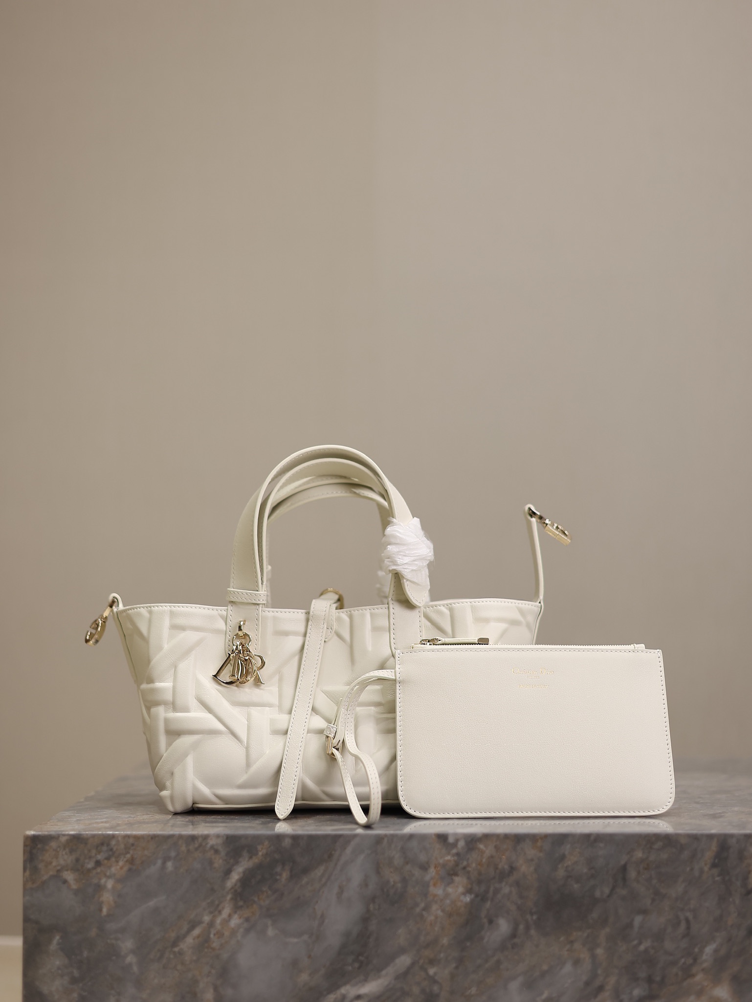 Bolso pequeño Dior Toujours - Imagen 2