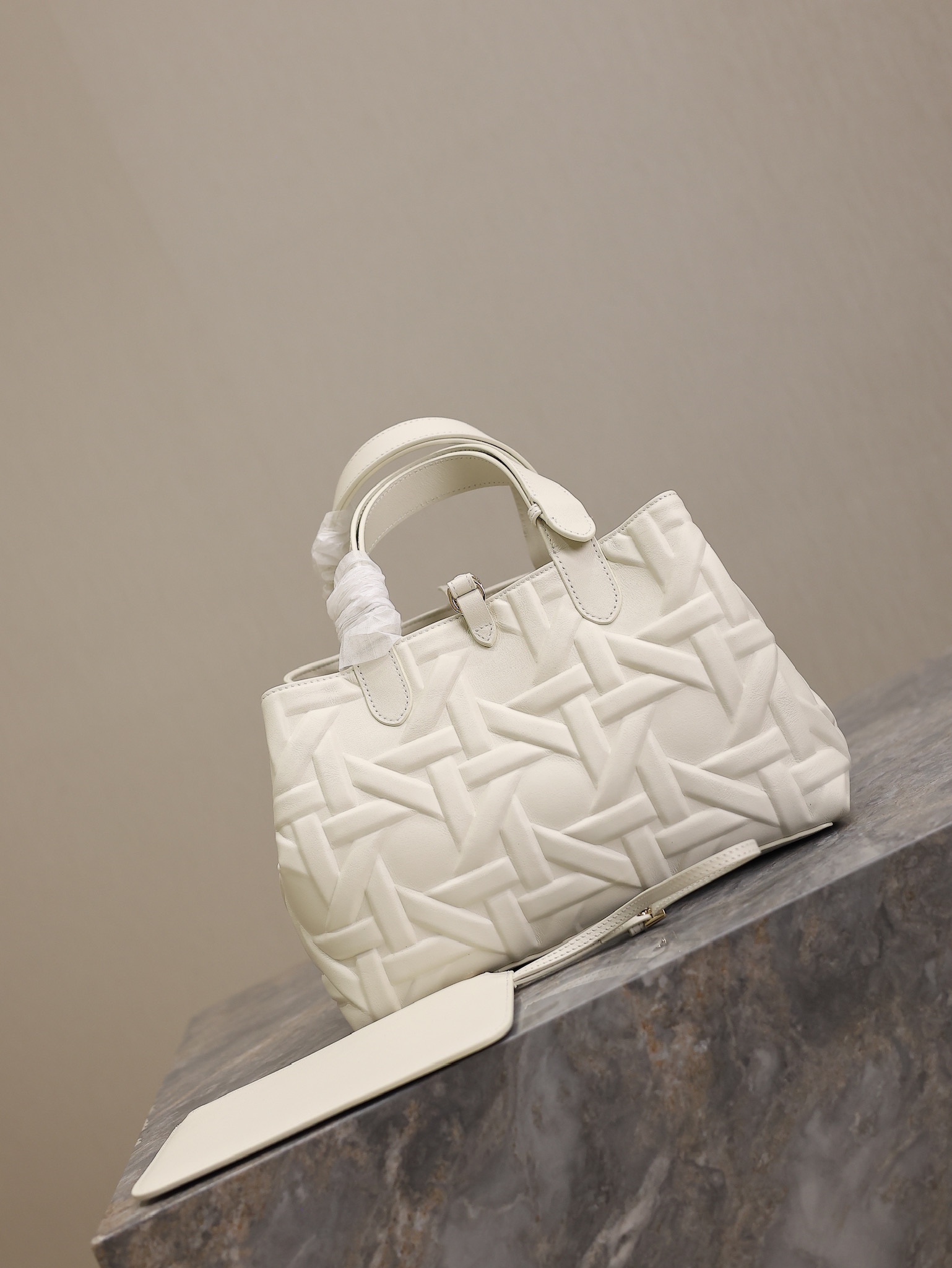 Bolso mediano Dior Toujours - Imagen 6