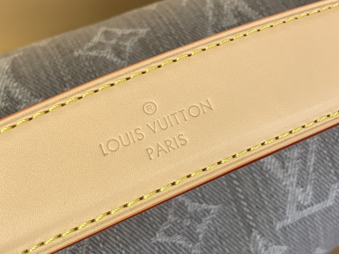 Bolso Side Trunk MM Louis Vuitton - Imagen 6
