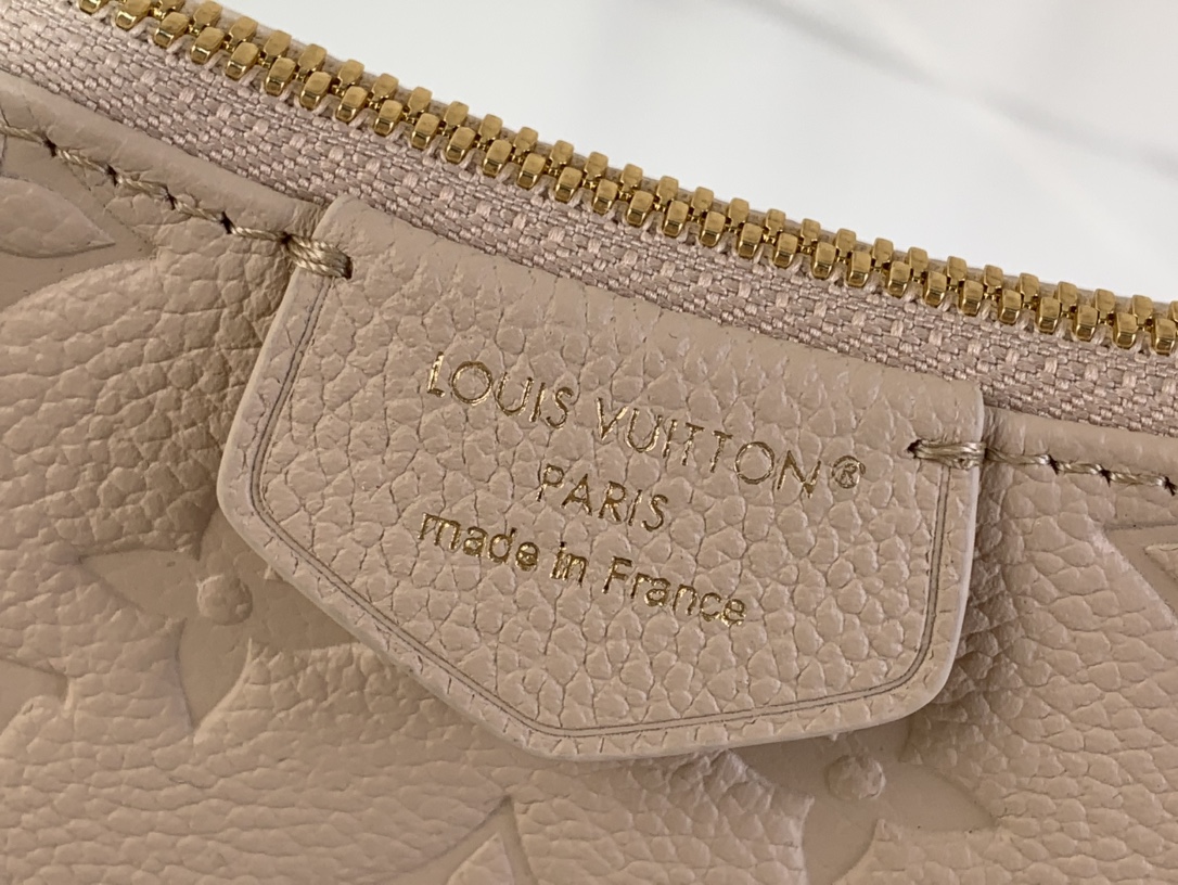 Bolso Easy Pouch On Strap Louis Vuitton - Imagen 5