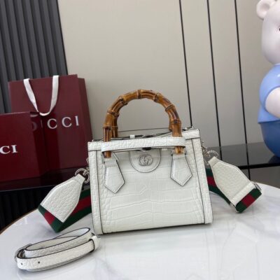 Minibolso tote Gucci Diana Gucci