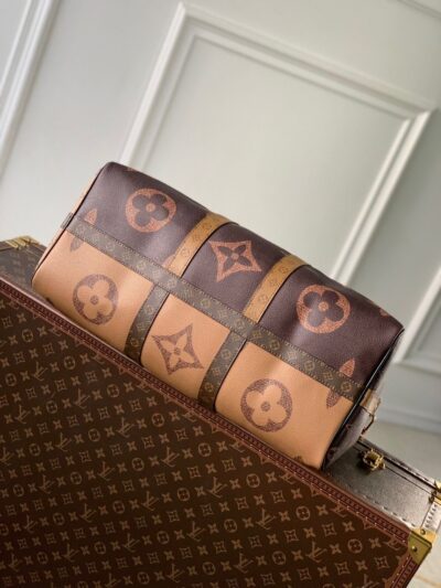 Bolsa de viaje Keepall 45 con bandolera Louis Vuitton - Imagen 4