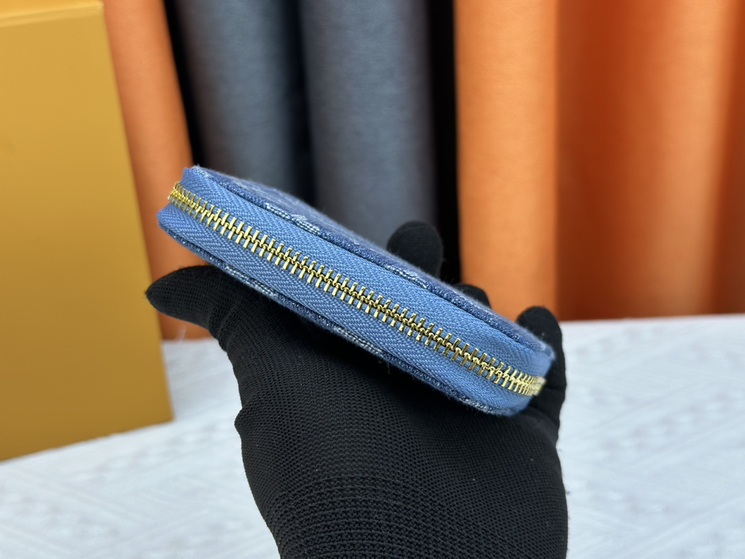 Monedero Zippy Louis Vuitton - Imagen 4