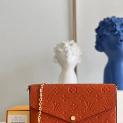 Cartera de mano Félicie Louis Vuitton