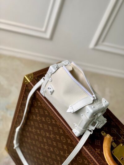 Bolso Side Trunk PM LOUIS VUITTON - Imagen 6